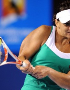 Casey Dellacqua